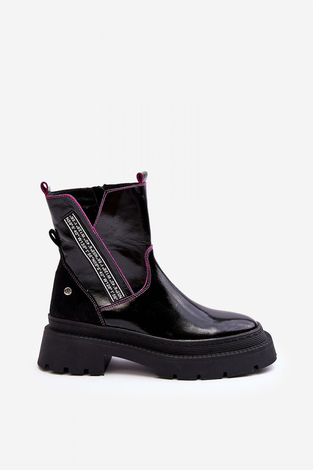 Zapatos bajos de tacón. Paso con estilo.