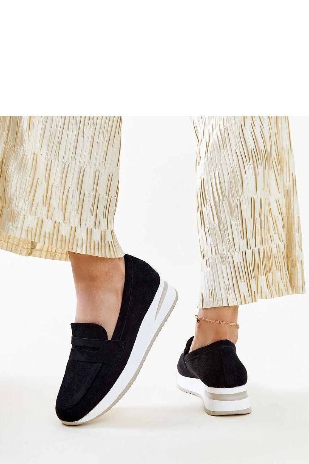 Low Shoes model 206458 Solea