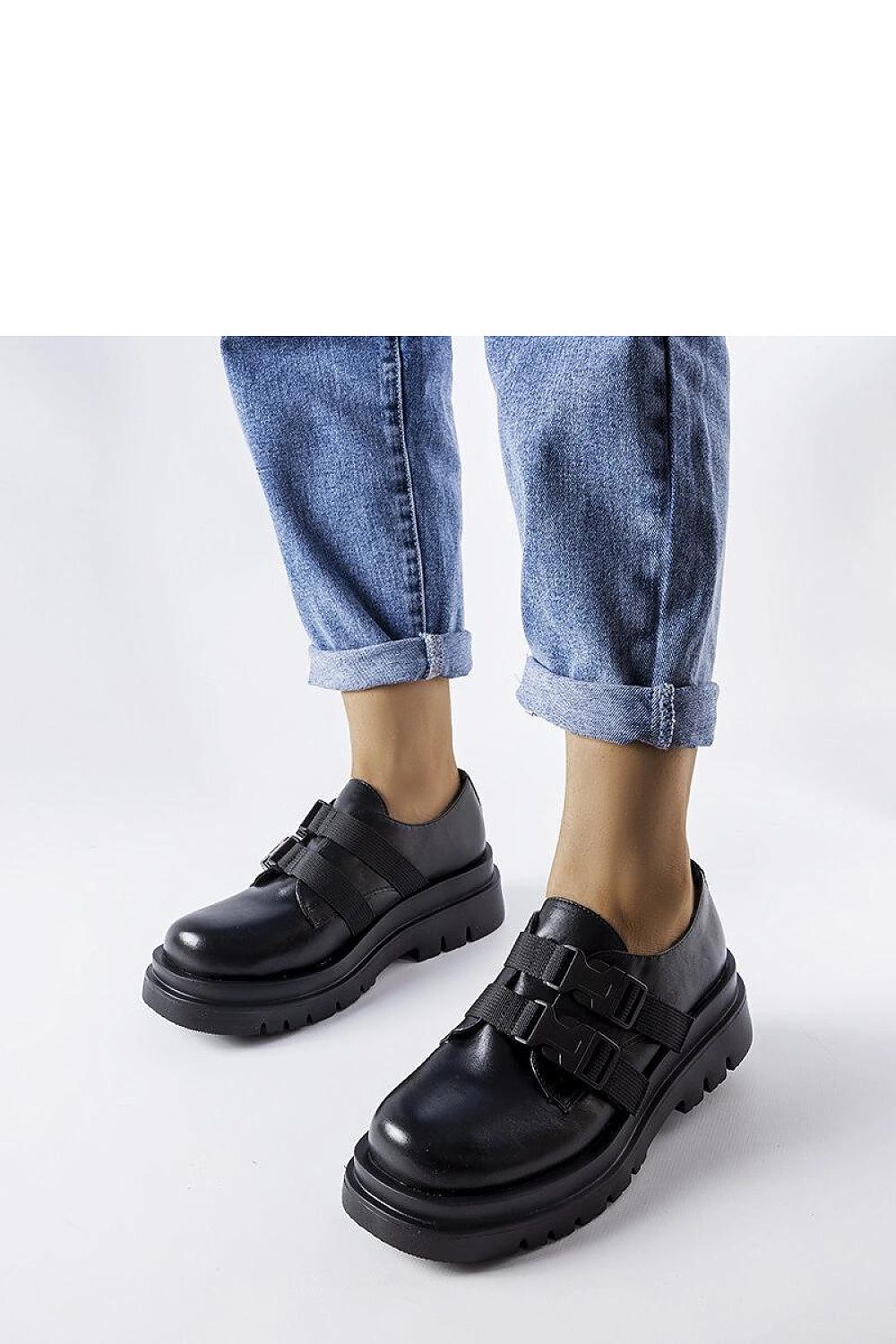 Low Shoes model 207041 Solea