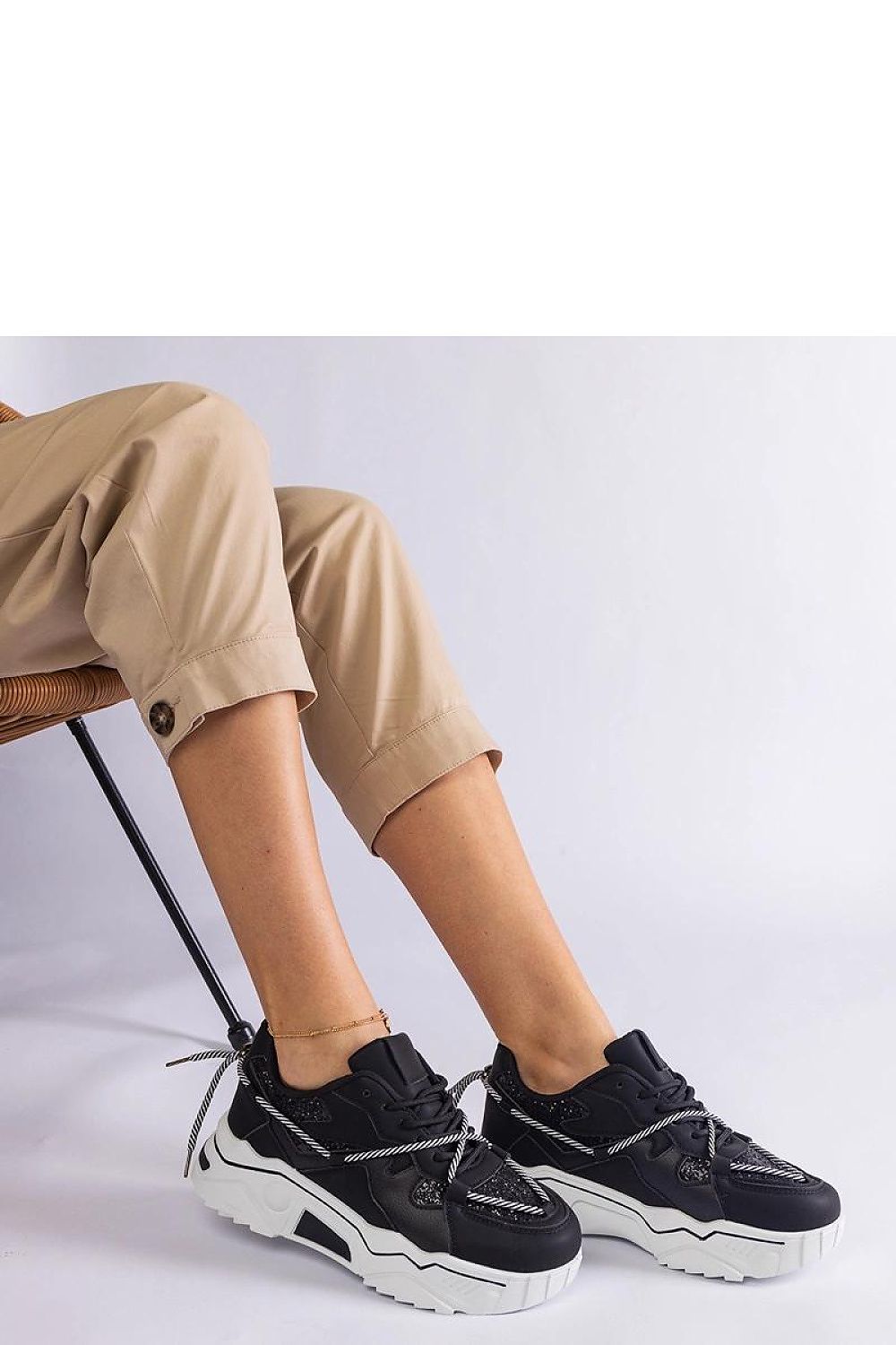 Sneakers model 207123 Solea