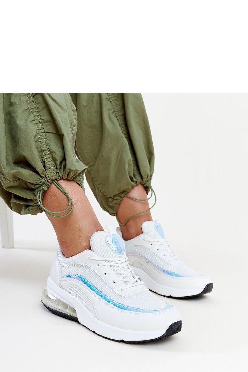 Sneakers model 207334 Solea