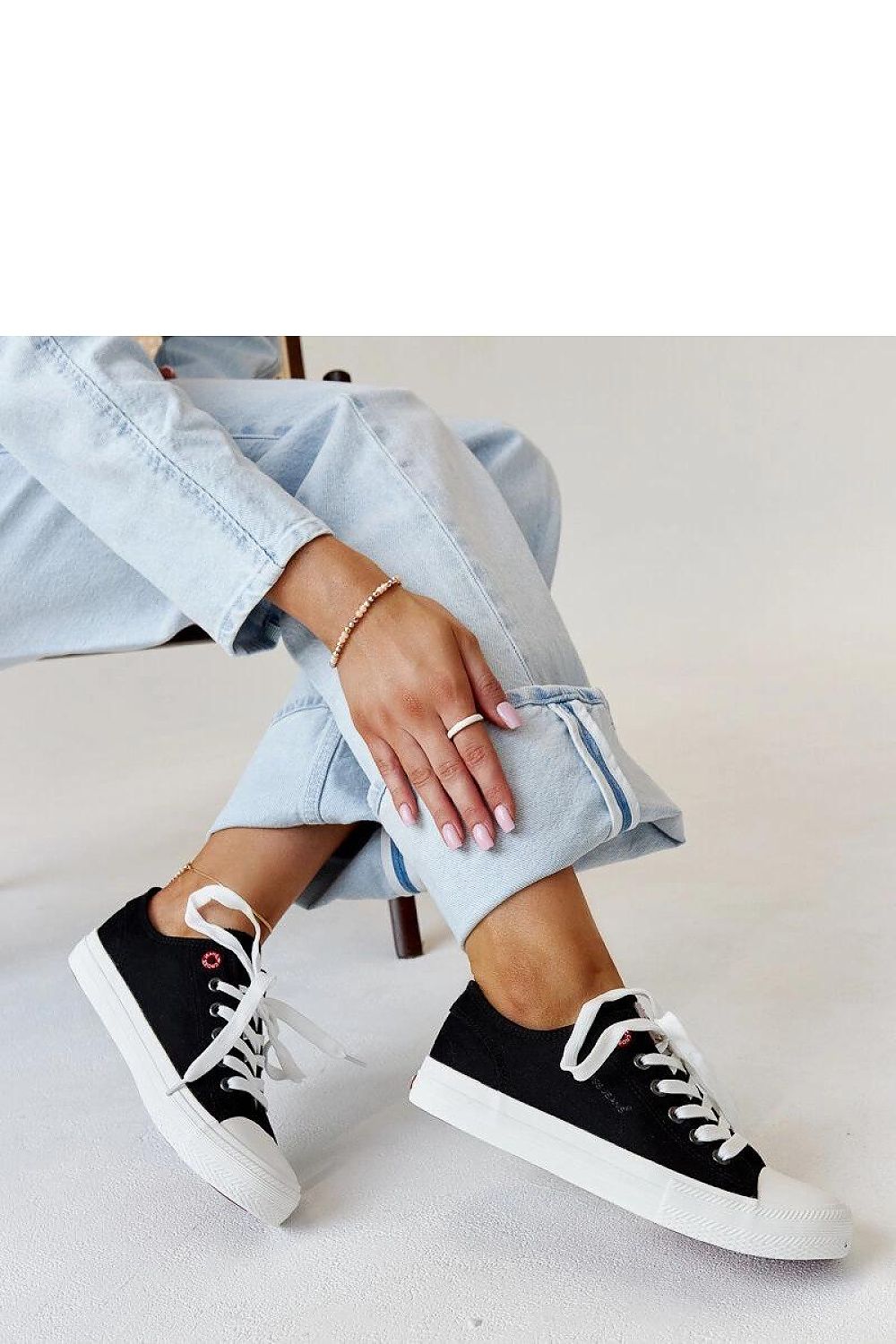 Sneakers model 207362 Solea