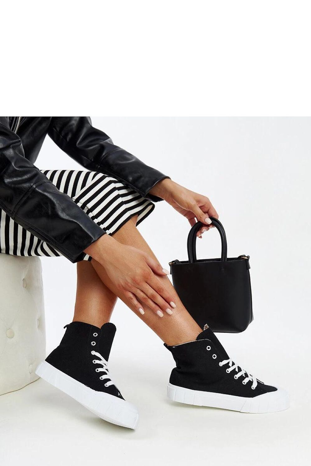 Sneakers model 207385 Solea