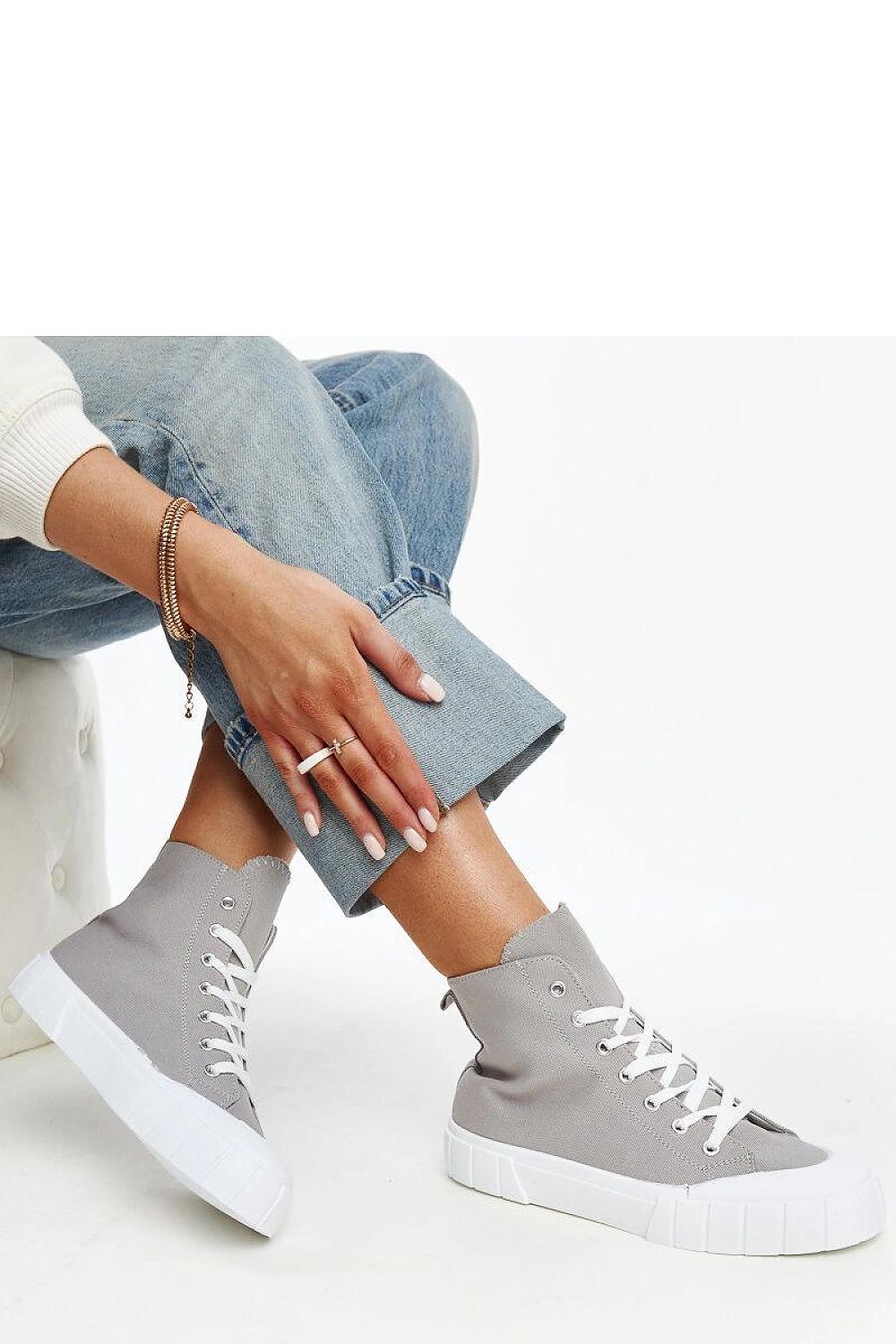 Sneakers model 207386 Solea