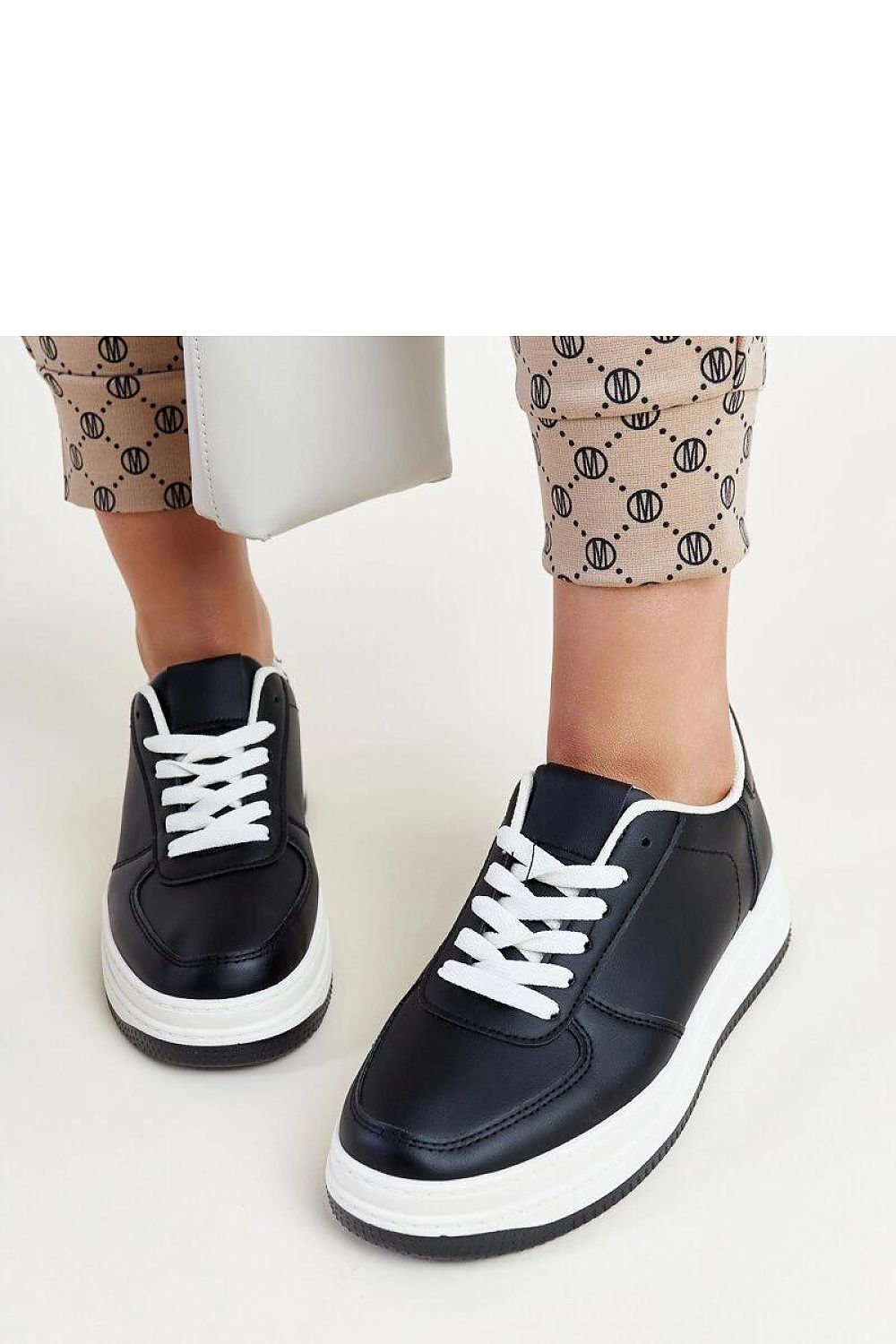 Sneakers model 207402 Solea