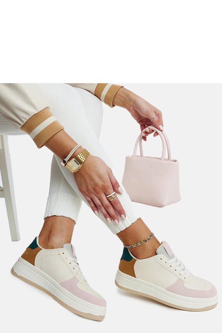 Sneakers model 207404 Solea