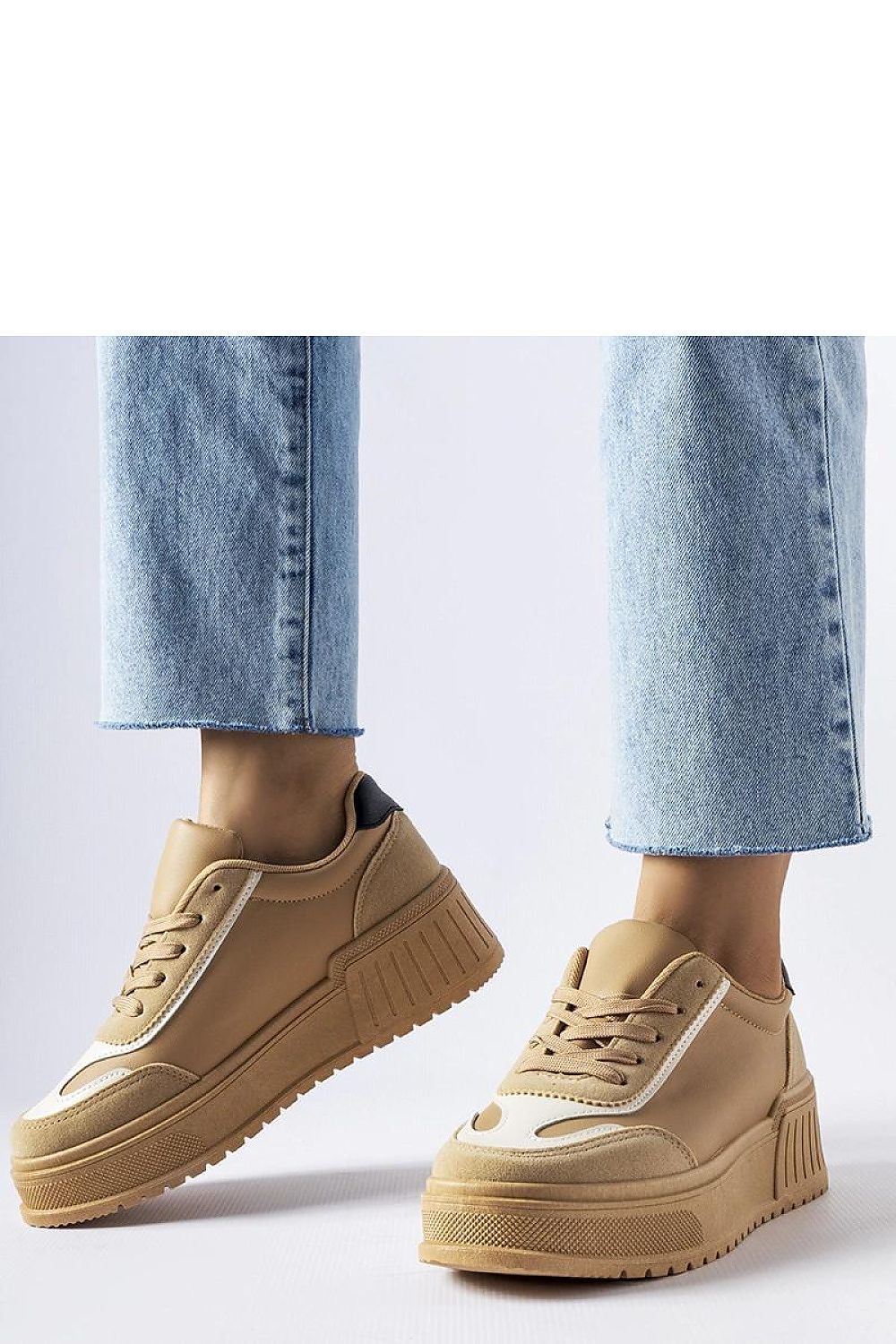 Sneakers model 207702 Solea