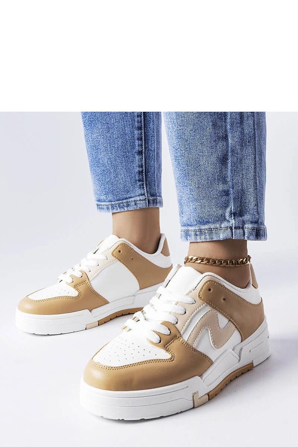 Sneakers model 207906 Solea