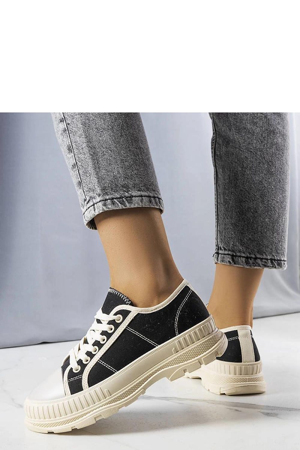 Sneakers model 207997 Solea