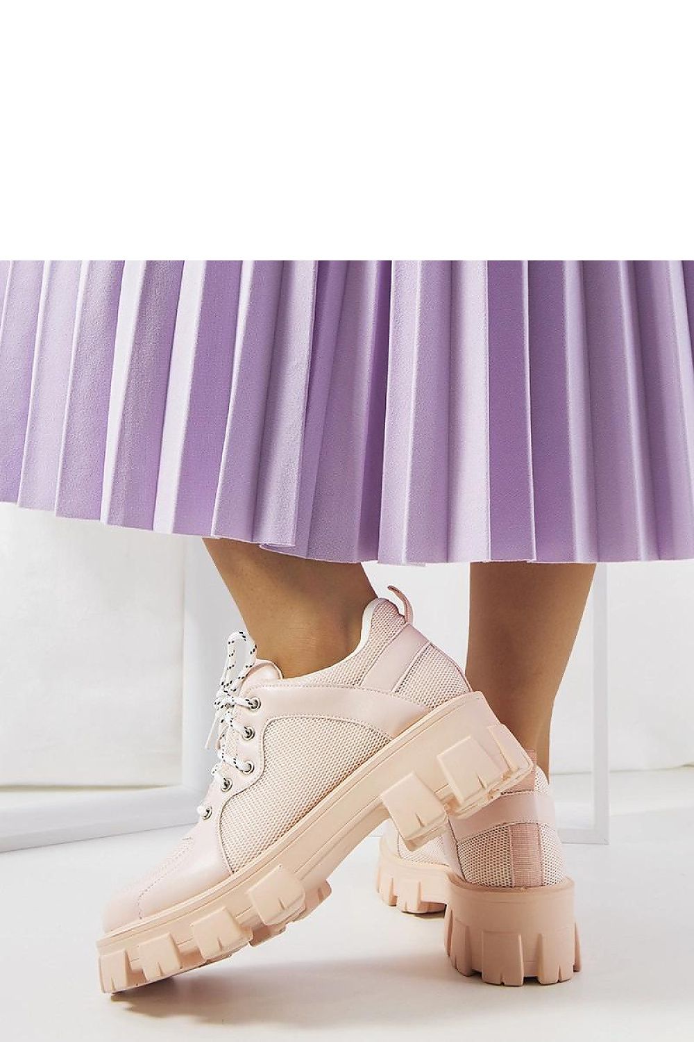 Sneakers model 208048 Solea