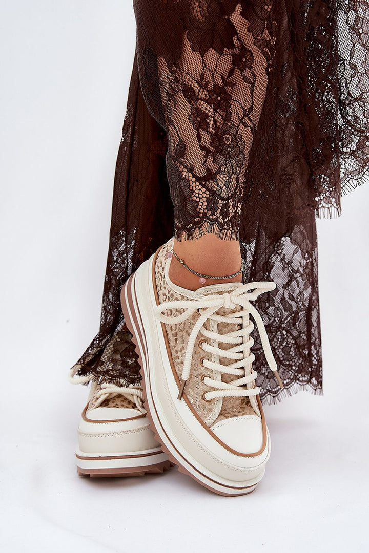 Sneakers model 211353 Step in style