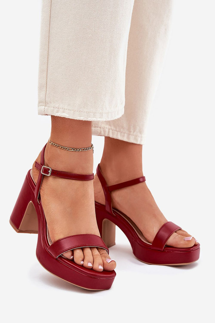 Heel sandals model 214094 Step in style