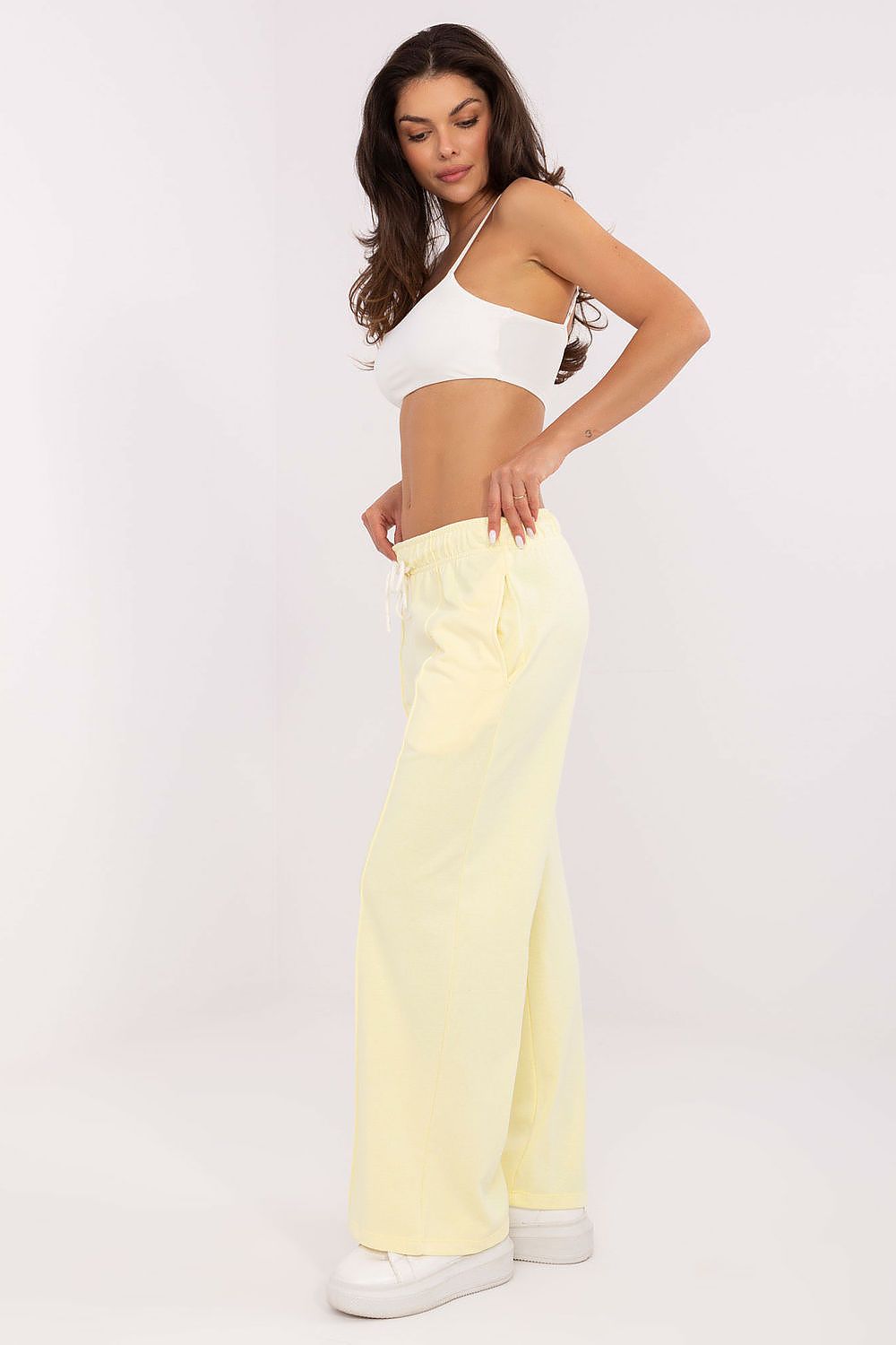 Tracksuit trousers model 215573 Relevance