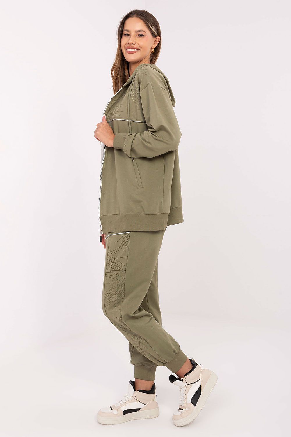 Set model 218608 Relevance