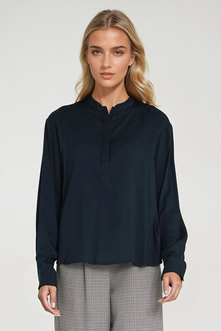 Blouse model 219775 Nife