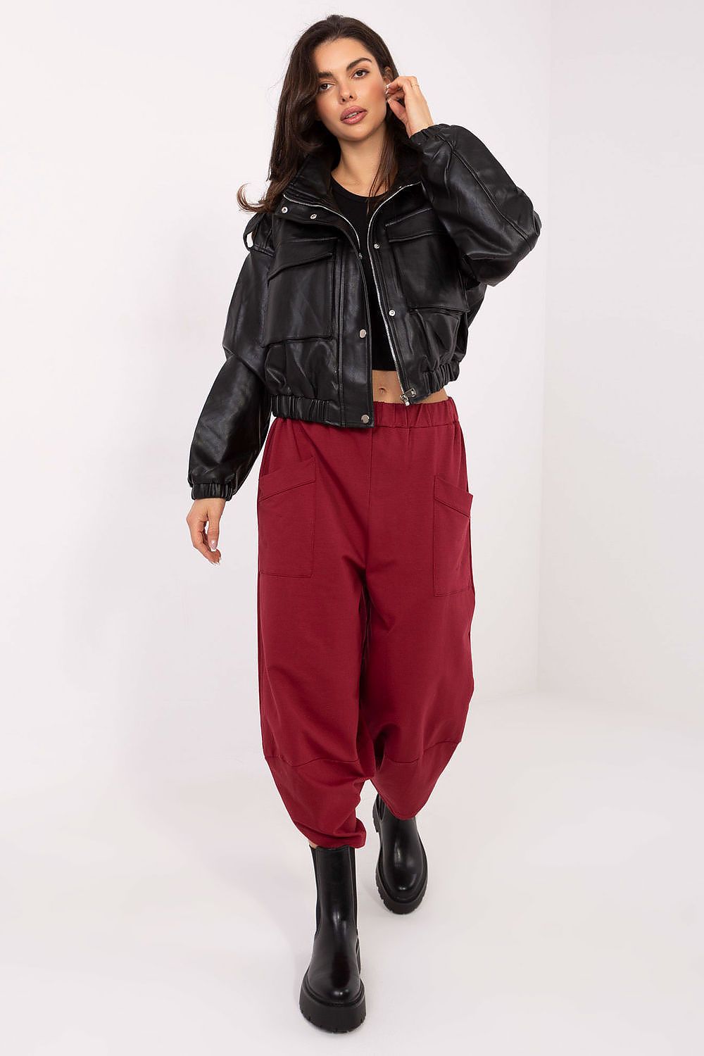 Tracksuit trousers model 220409 Relevance