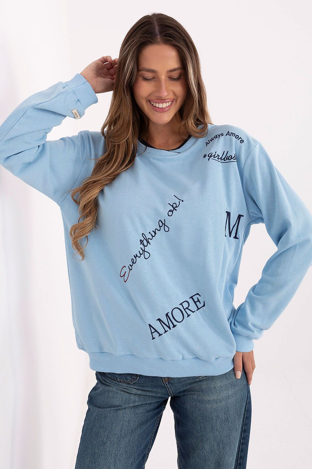 Sweatshirt model 220415 Relevance