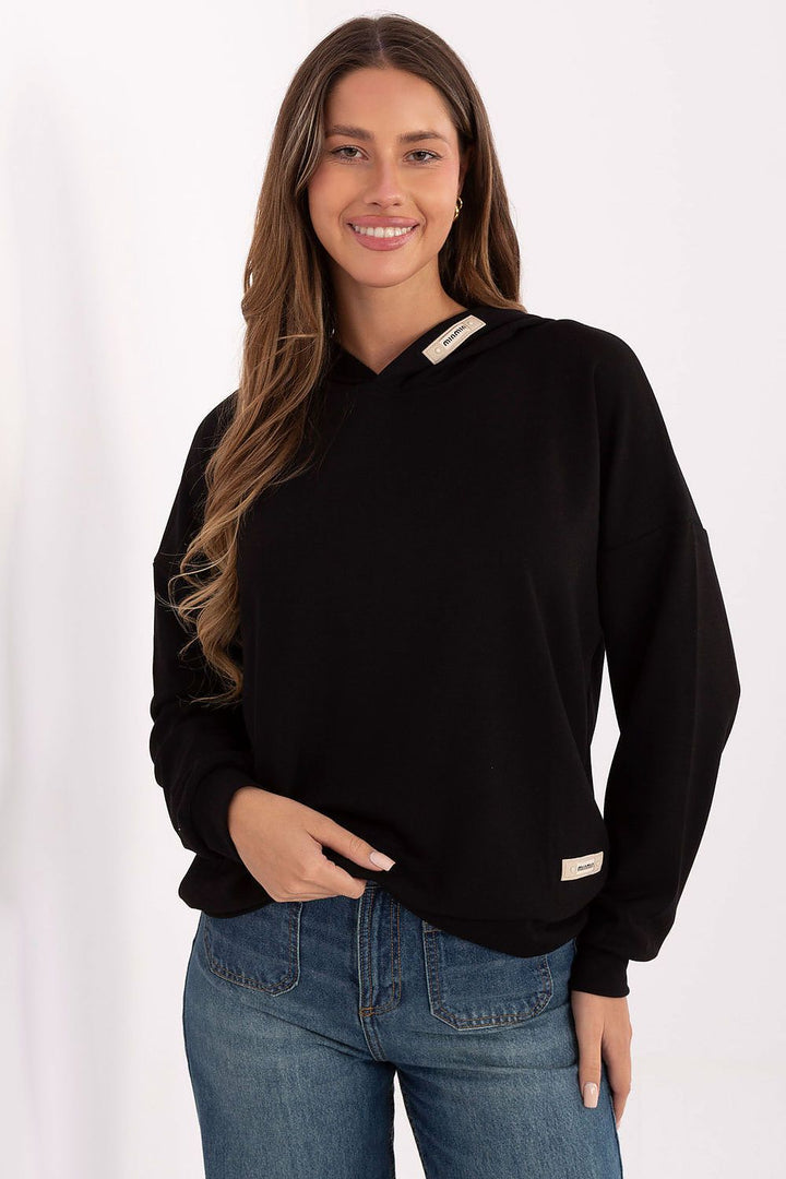 Sweatshirt model 220419 Relevance