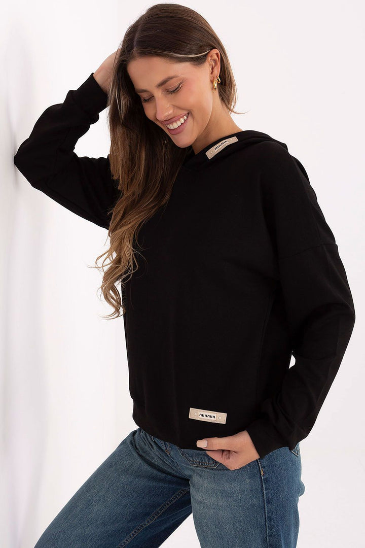 Sweatshirt model 220419 Relevance