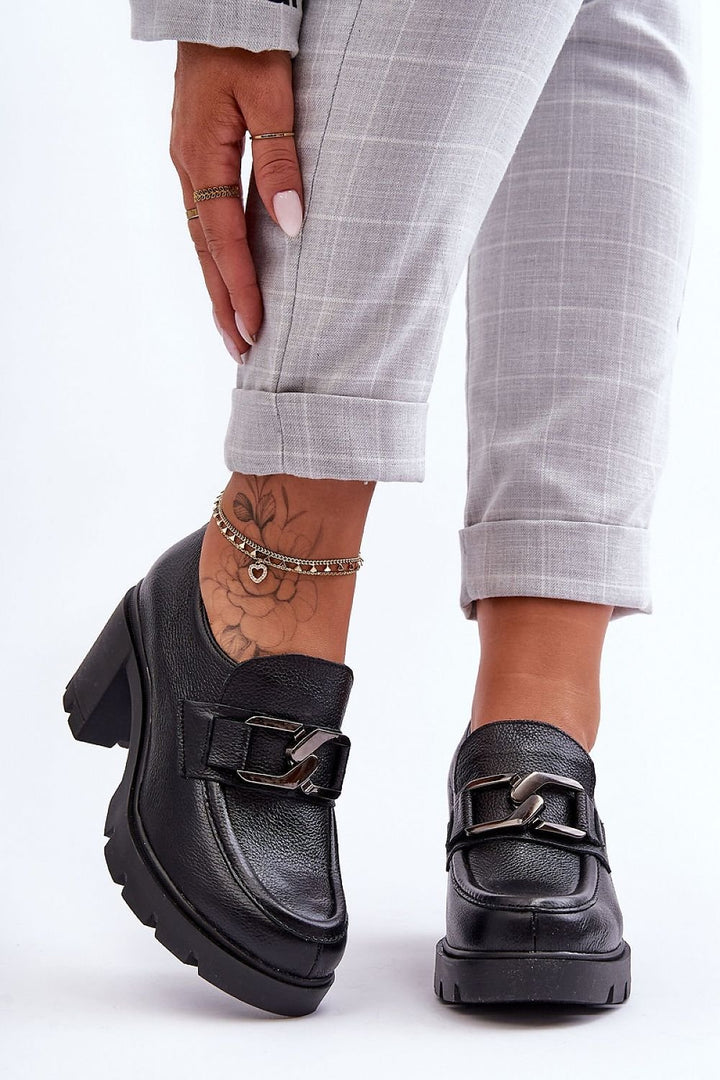 Zapatos bajos de tacón. Paso con estilo.
