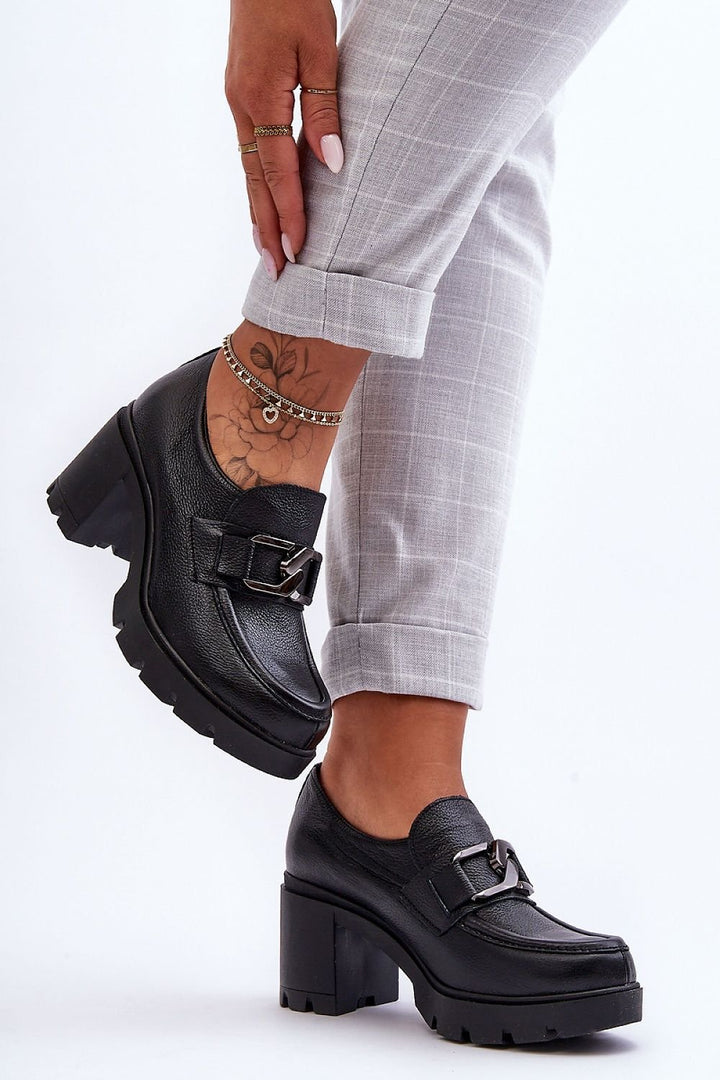 Zapatos bajos de tacón. Paso con estilo.