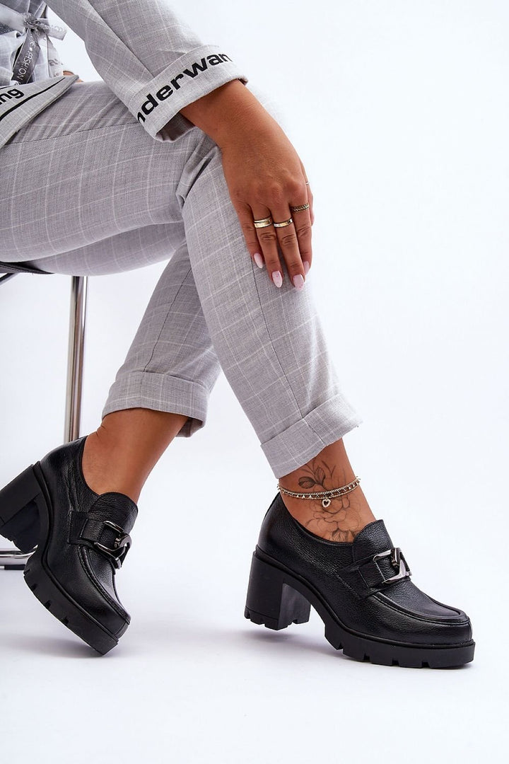 Zapatos bajos de tacón. Paso con estilo.