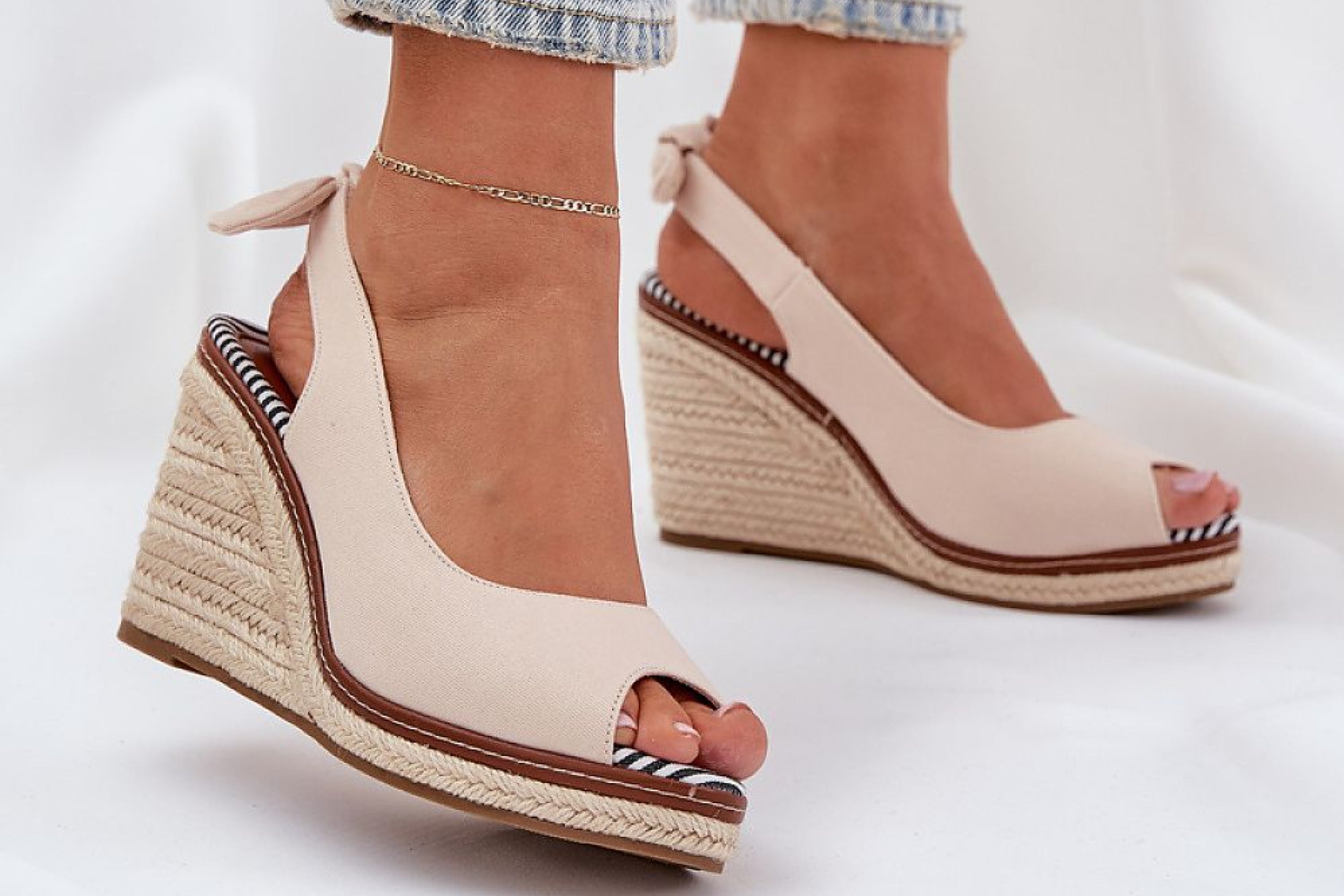 Women’s Fashion Buskin Sandals | Elegant & Comfortable Designs