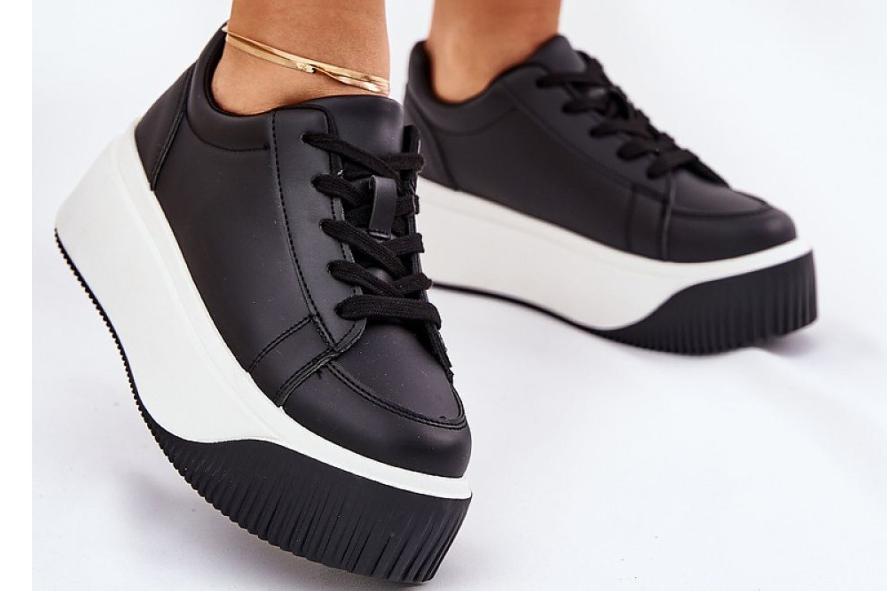 Move with Confidence – Women’s Sport Shoes