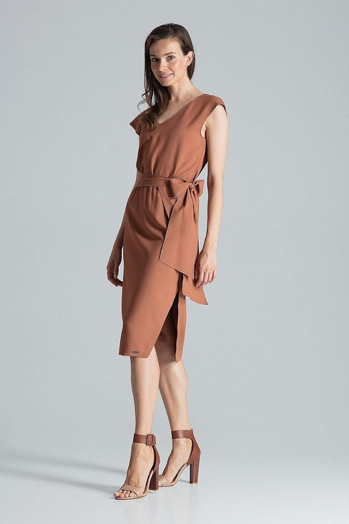 Vestido camisero midi con escote en pico Figl