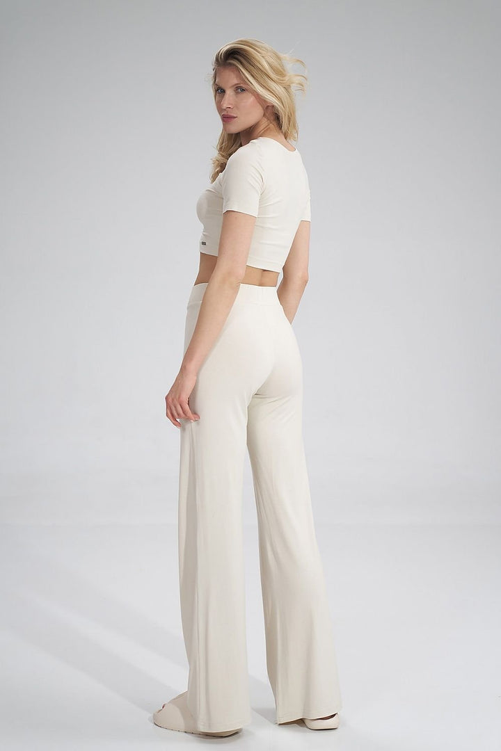 Blusa estilo crop Figl
