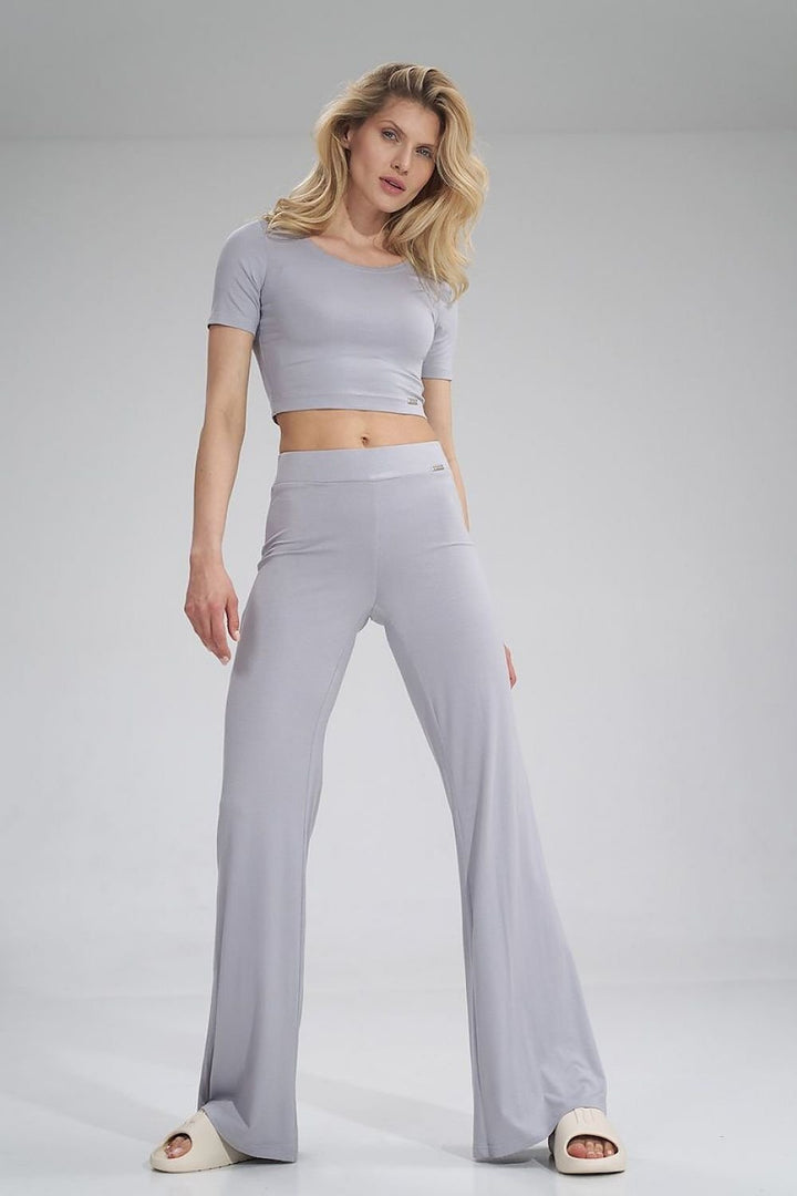 Blusa estilo crop Figl