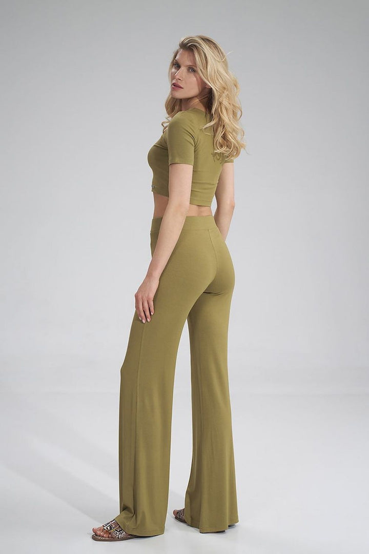 Blusa estilo crop Figl