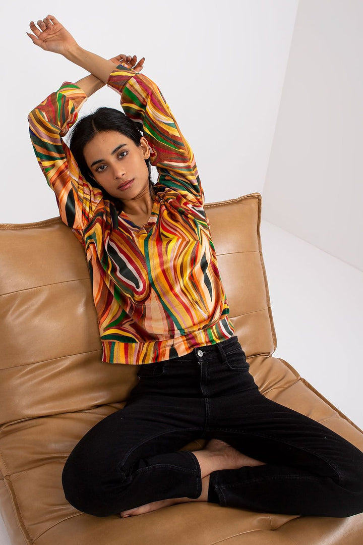 Blouse à manches longues et décolleté en V