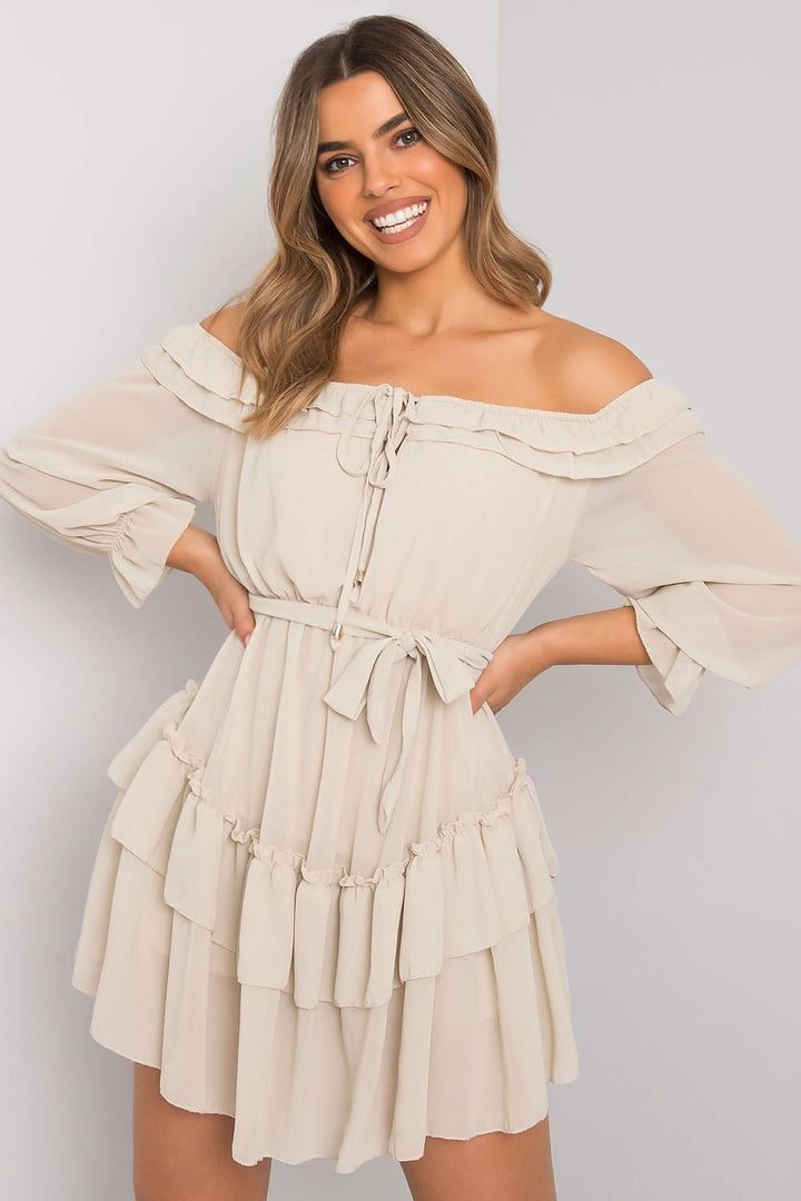 Vestido de día Och Bella