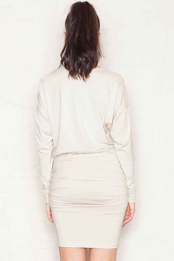 Vestido de día de mujer estilo Figl