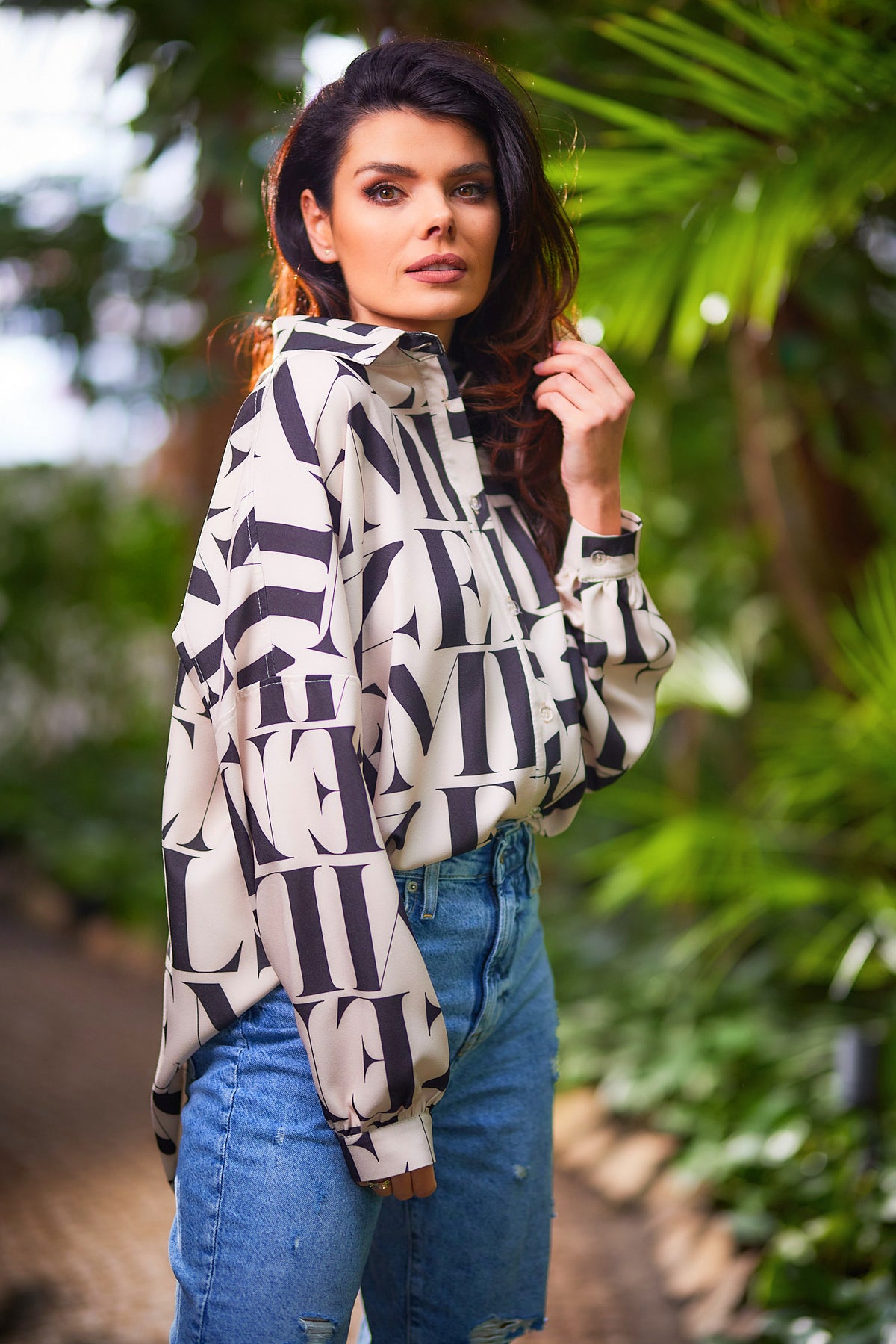 Shop women’s shirts online. Find blouses, casual shirts, and office tops in versatile styles perfect for work, everyday wear, or layering.