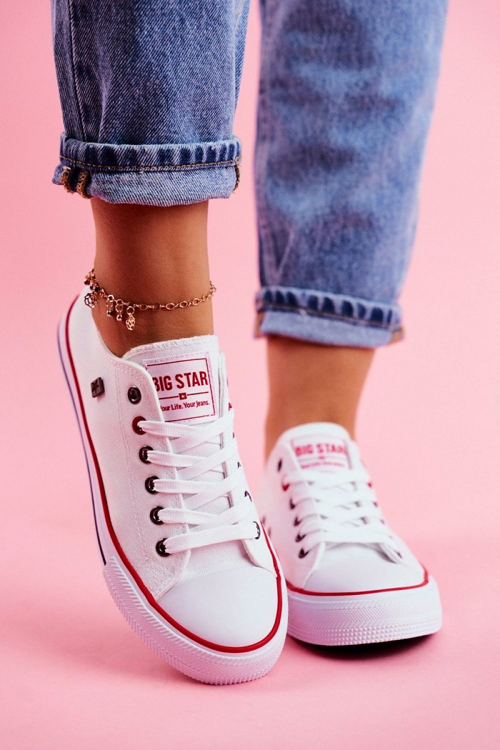 👟✨ Women’s Athletic Footwear ✨👟
