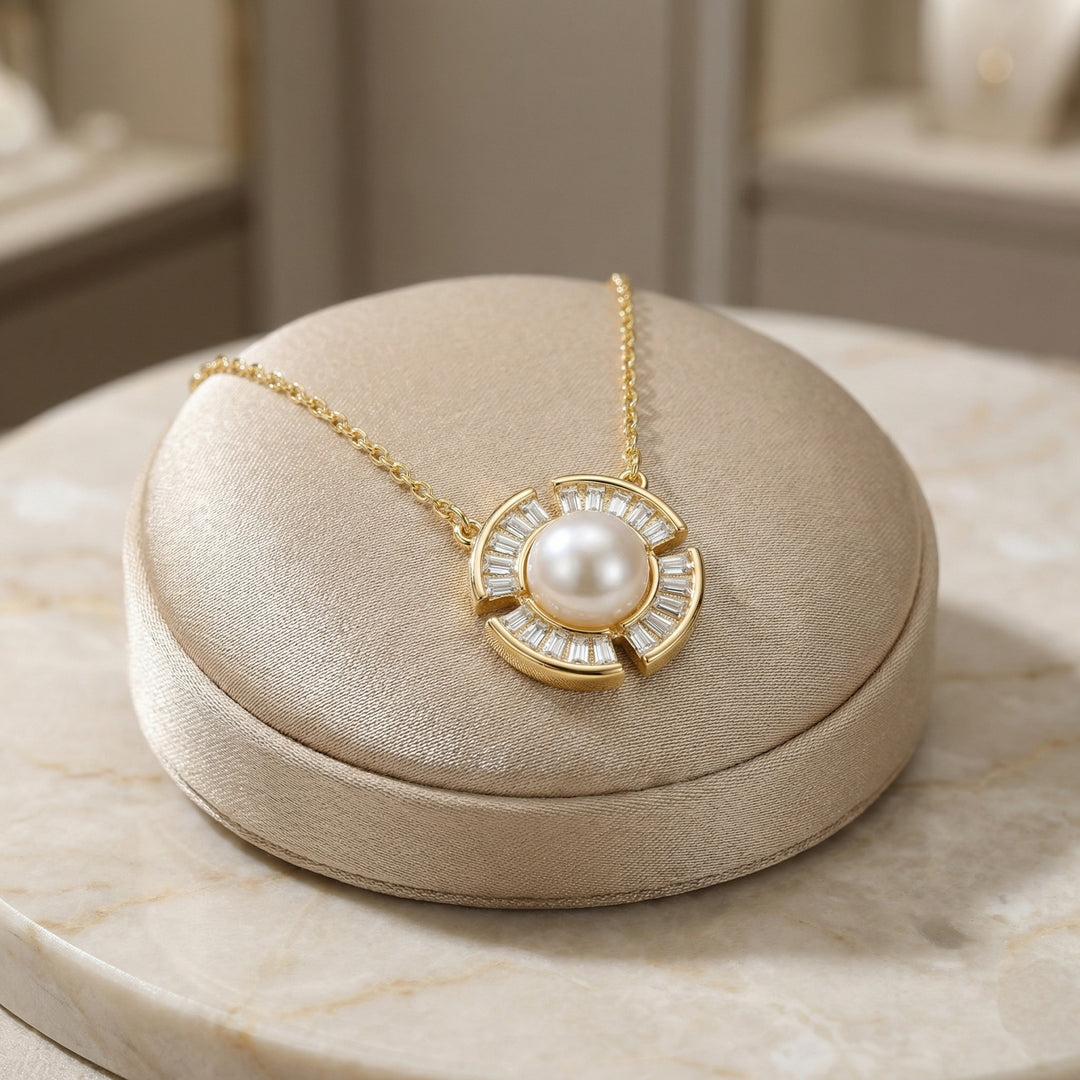 🌟 Pearl & Sunburst Baguette Necklace