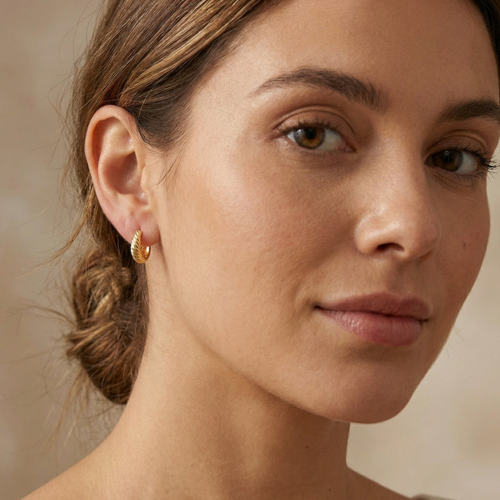 ✨ 925 Sterling Silver Twisted Ribbon Chunky Hoop Earrings – Croissant Design ✨