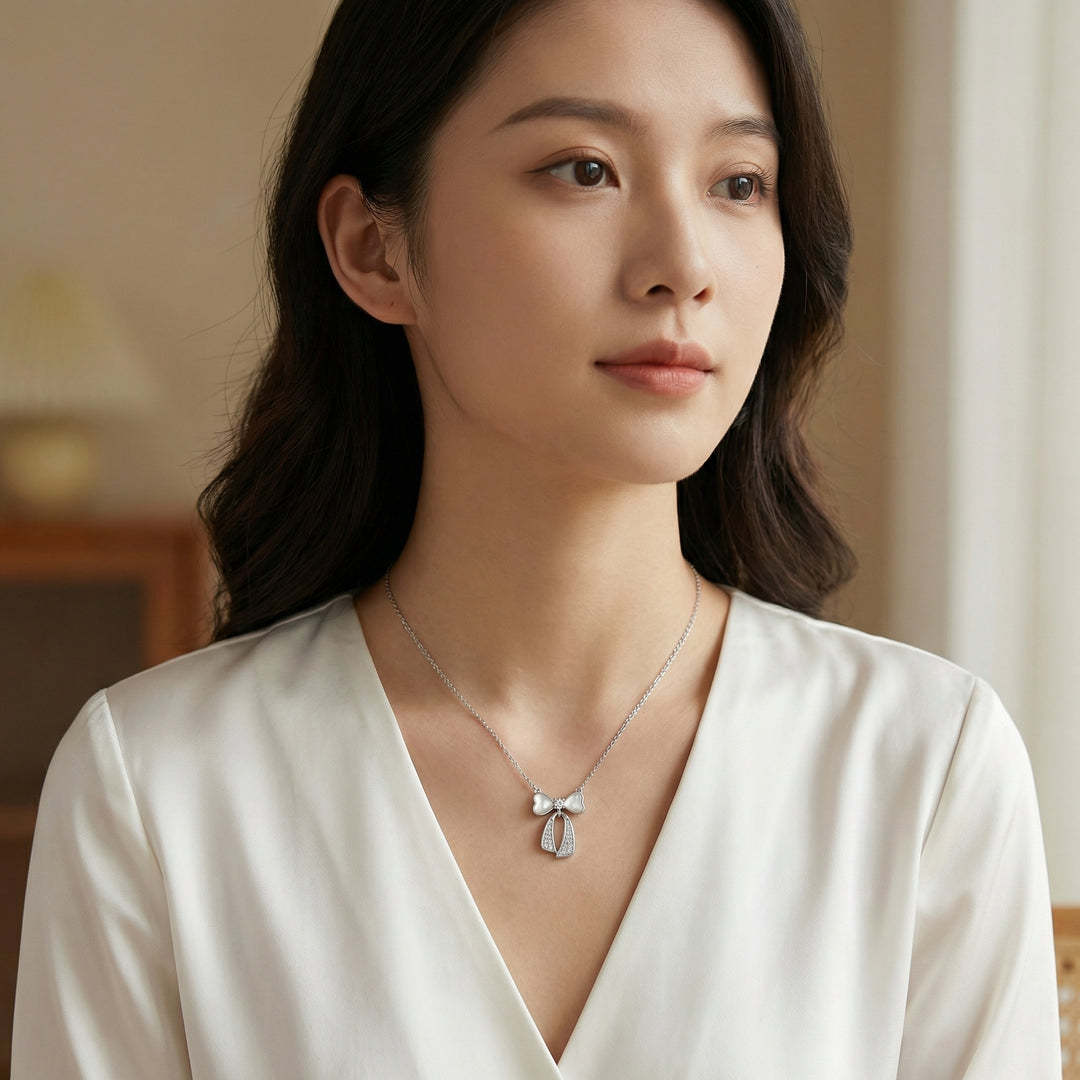 ✨ 925 Sterling Silver Mother-of-Pearl Bow Necklace