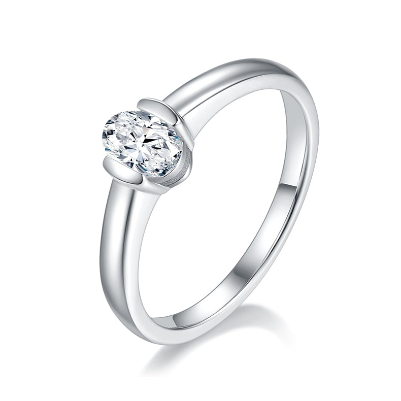 💍 Egg-Shaped Moissanite Ring – Platinum-Plated S925 Silver (4×6 mm, 2g, Sizes 5–9) 💍