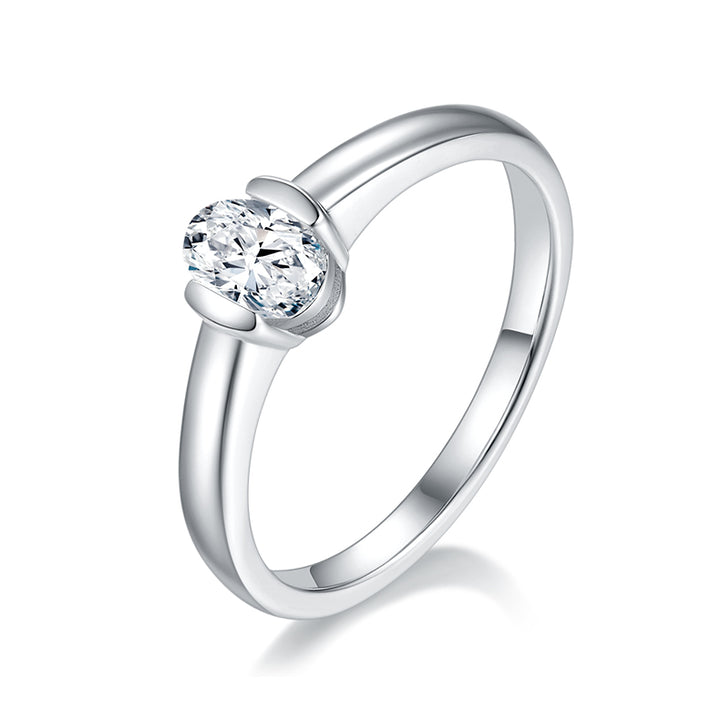 💍 Egg-Shaped Moissanite Ring – Platinum-Plated S925 Silver (4×6 mm, 2g, Sizes 5–9) 💍