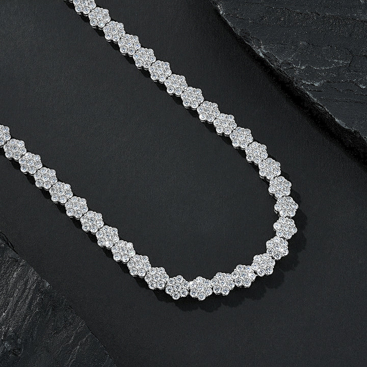 Luxury Minimalist Circular Moissanite Pendant Necklace – Gold-Plated S925 Silver