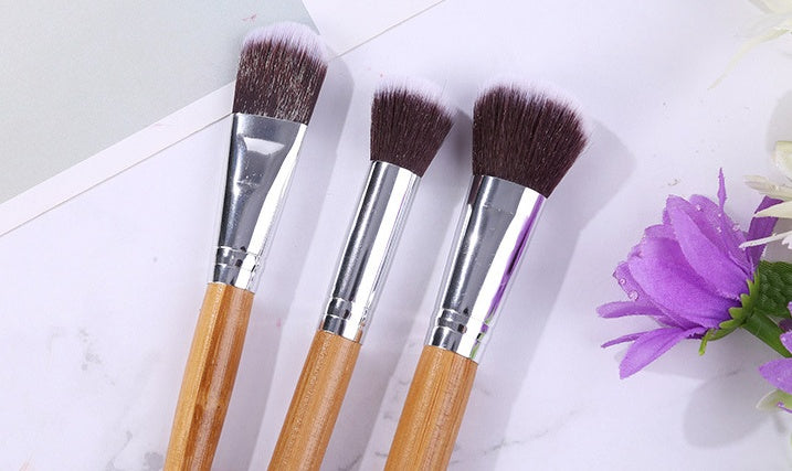 ✨ 11-Piece Bamboo Handle Makeup Brush Set — Linen Bag Beauty Tools 💄🌿