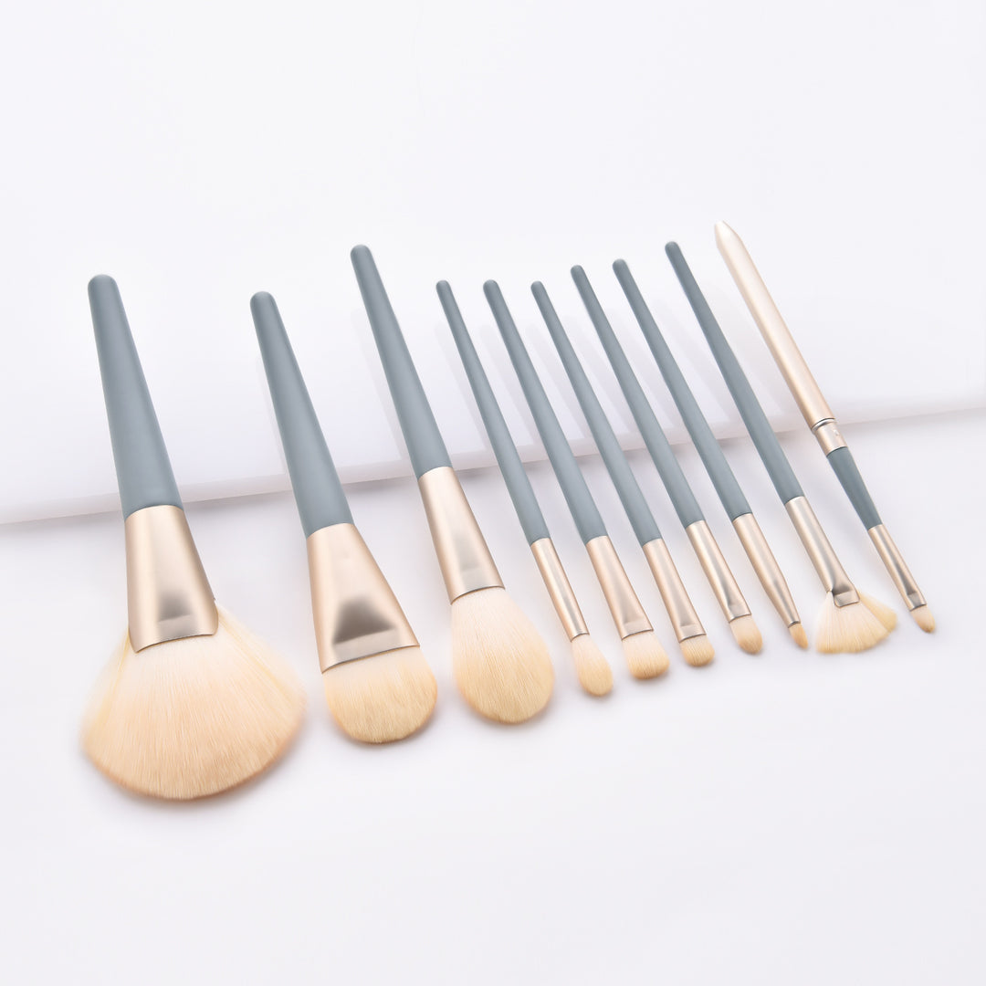 ✨ 10-Piece Beauty Makeup Brush Set — Wooden Handle Tools 💄