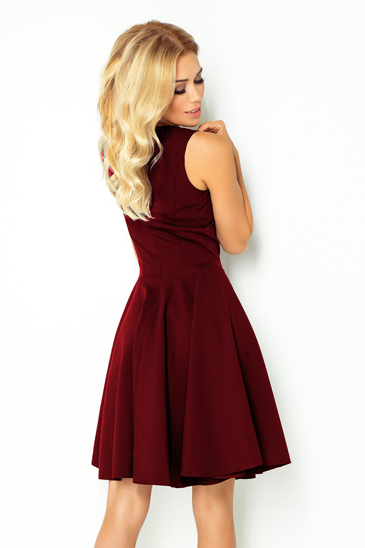 Flared dress - heart-shaped neckline - Burgundy color