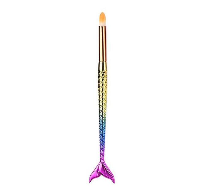 ✨ Mermaid Makeup Brush — Multicolor Beauty Tool 🧜‍♀️💄