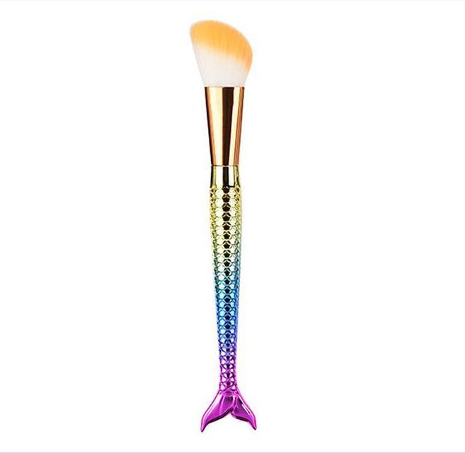 ✨ Mermaid Makeup Brush — Multicolor Beauty Tool 🧜‍♀️💄