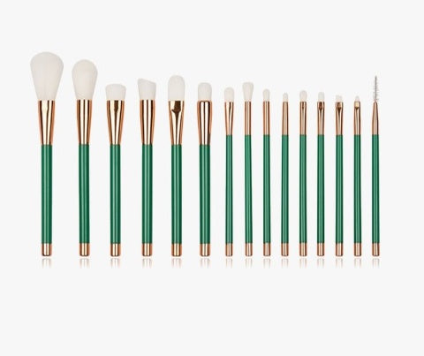 💜💚 15-Piece Makeup Brush Set – Purple & Green Bristles with Long Handle Design 🖌️✨