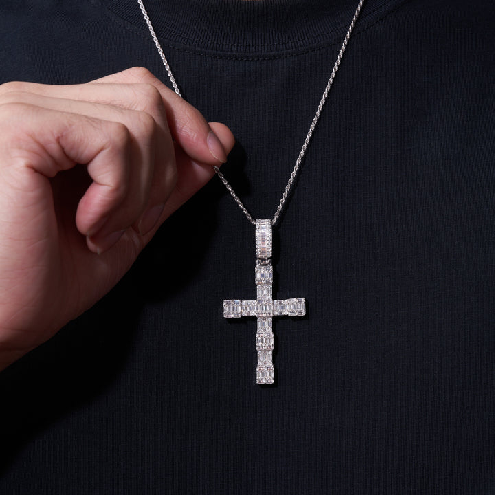✨ 925 Sterling Silver Luxury Moissanite Cross Pendant Necklace – Platinum-Plated Statement Piece ✨